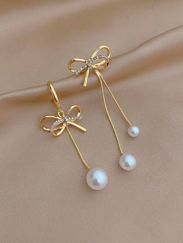 Lustre Drop Earrings – Timeless Elegance with a Radiant Glow
