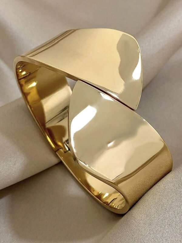 Bold and Stylish Cuff Bracelets for Every Occasion