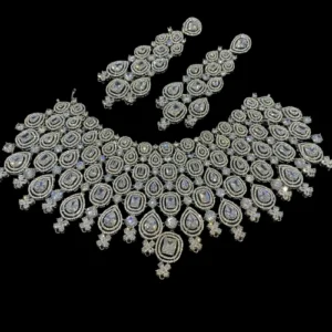 Elegant Diamond Bridal Jewelry Set for Modern and Luxurious Weddings