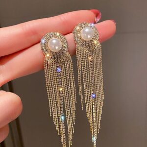 Dangle Earrings for Graceful Style