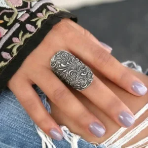 Boho Chic Fashion Rings for a Free-Spirited Look